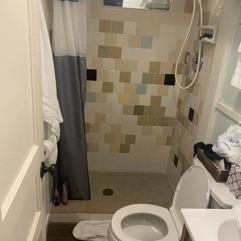 Netarts Surf Inn - Little bathroom but the water is hot - Hotels Near Me - Tillamook, Oregon Netarts Surf Inn - Little bathroom but the water is hot - Hotels Near Me - Tillamook, Oregon