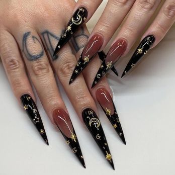 Windy City Nails & Spa - This is literally what I asked for, except for way, shorter and almond shaped. - Nail Salons Near Me - Chicago, Illinois Windy City Nails & Spa - This is literally what I asked for, except for way, shorter and almond shaped. - Nail Salons Near Me - Chicago, Illinois