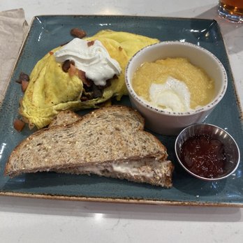 First Watch - The Works Omelette. Pretty good. - Breakfast & Brunch Near Me - Asheville, North Carolina First Watch - The Works Omelette. Pretty good. - Breakfast & Brunch Near Me - Asheville, North Carolina
