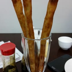 Royal Dumpling & Noodle - Prawn spring rolls