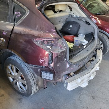 Cheetah Auto Collision - Body Shops Near Me - Hempstead, New York Cheetah Auto Collision - Body Shops Near Me - Hempstead, New York