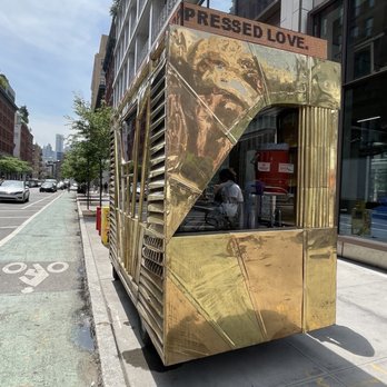 Peddler - Side view of cart - Coffee & Tea Near Me - New York, New York Peddler - Side view of cart - Coffee & Tea Near Me - New York, New York