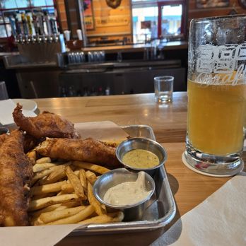 Twin Peaks - Sports Bars Near Me - Hollywood, Florida Twin Peaks - Sports Bars Near Me - Hollywood, Florida