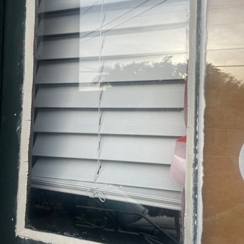 Broad Glass - What the window SHOULD have looked like. - Auto Glass Services Near Me - New Orleans, Louisiana Broad Glass - What the window SHOULD have looked like. - Auto Glass Services Near Me - New Orleans, Louisiana