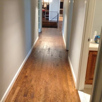 Dominion Carpet - a hallway with hardwood floors - Flooring Near Me - Alexandria, Virginia