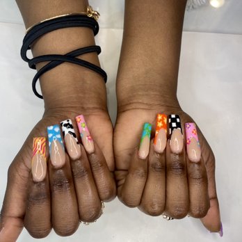 Luxgenics Nail Studio - French tip freestyle - Nail Salons Near Me - Clinton, Maryland