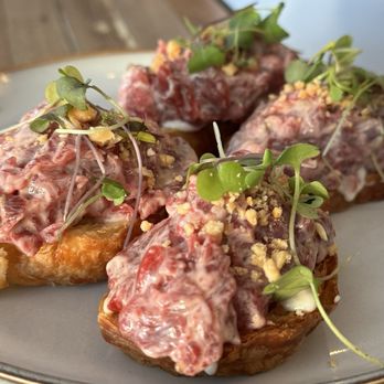 Edan Bistro - Steak tartar - Basque Near Me - North Miami, Florida Edan Bistro - Steak tartar - Basque Near Me - North Miami, Florida