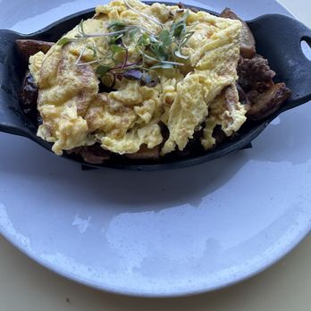 Brunch & Sip - Corn beef hash - Coffee & Tea Near Me - Phoenix, Arizona Brunch & Sip - Corn beef hash - Coffee & Tea Near Me - Phoenix, Arizona