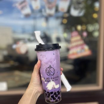 Uni Sweets Bakery and Tea - taro mochi milk with boba - Custom Cakes Near Me - Honolulu, Hawaii