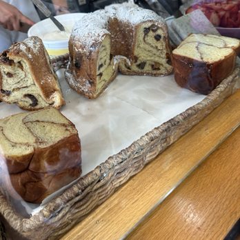 Mama's On Washington Square - Breakfast & Brunch Near Me - San Francisco, California