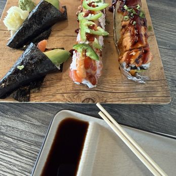 EE Sushi - Hot Mama Roll [SPICY] - Sushi Bars Near Me - San Jose, California