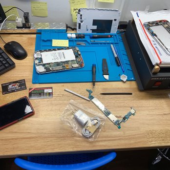 One Stop Cellular - Jeff's work bench. - Mobile Phone Repair Near Me - La Habra, California