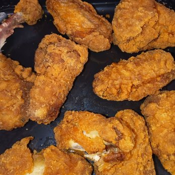 KFC - The most overcooked driest wings. Inedible and no sauce sent. Absolute garbage. - Fast Food Near Me - Roseville, California KFC - The most overcooked driest wings. Inedible and no sauce sent. Absolute garbage. - Fast Food Near Me - Roseville, California