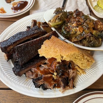 Butcher Bar - Porky 's Platter - Barbeque Near Me - Astoria, New York Butcher Bar - Porky 's Platter - Barbeque Near Me - Astoria, New York