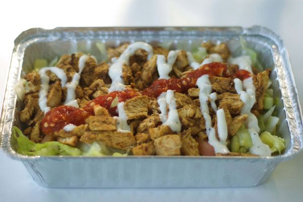 USA HALAL - Mediterranean Food by null