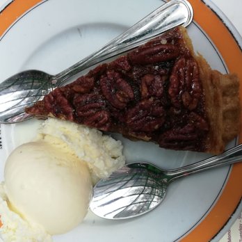 Caffe Reggio - Pecan pie with ice cream - Italian Near Me - New York, New York Caffe Reggio - Pecan pie with ice cream - Italian Near Me - New York, New York