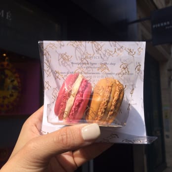 Pierre Hermé - Salted caramel and rose. - Chocolatiers & Shops Near Me - Paris, 75 Pierre Hermé - Salted caramel and rose. - Chocolatiers & Shops Near Me - Paris, 75