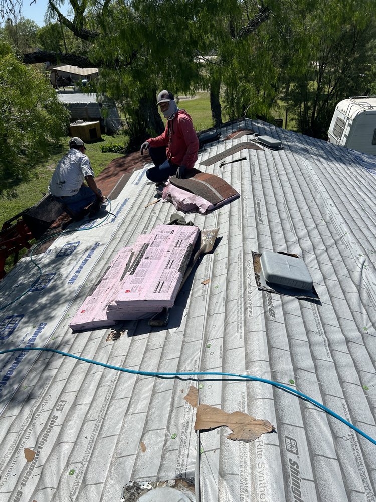 Slide of Hernandez roofing