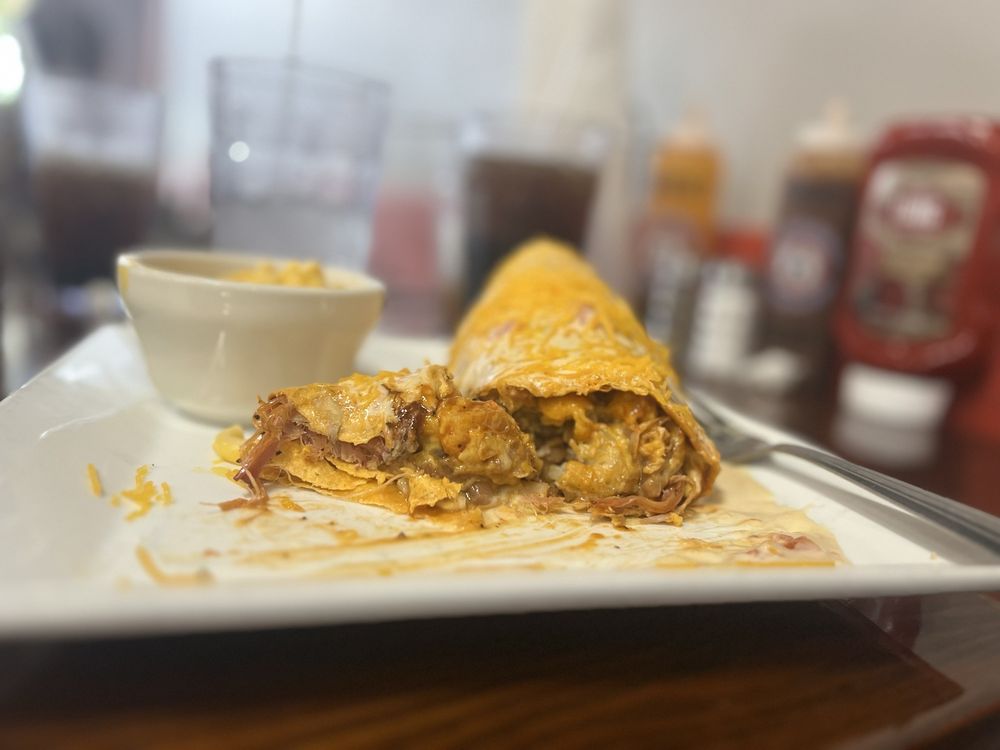 Food from Fat Daddy's Bar-B-Que