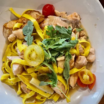 Alessa - Healthy Salmon Pasta - Italian Near Me - Laguna Beach, California Alessa - Healthy Salmon Pasta - Italian Near Me - Laguna Beach, California