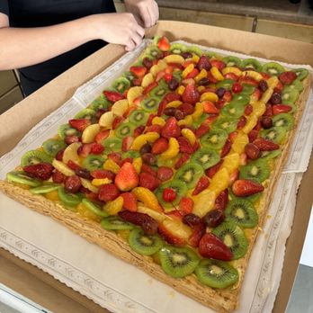 Le Croissant Dore - $85 Fruit custard cake!! The best!! - Bakeries Near Me - Westminster, California