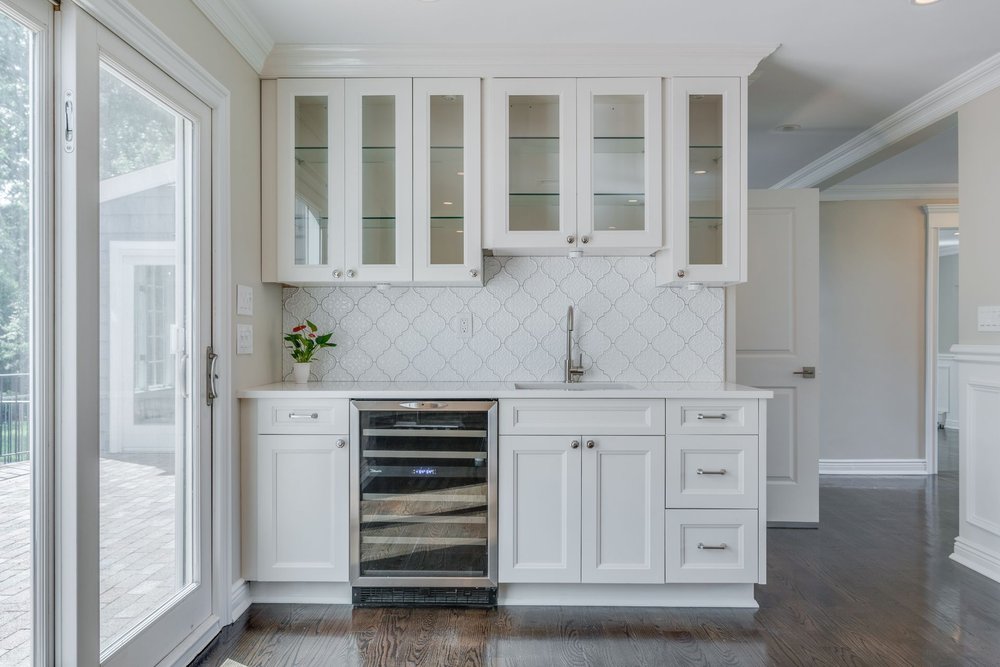 Slide of Center Island Contracting