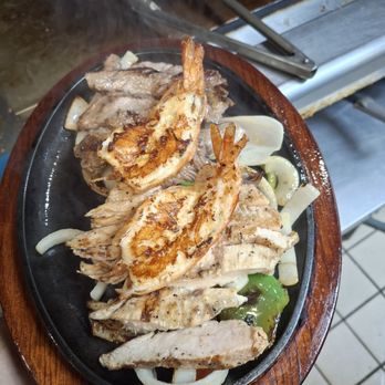 Fiesta Acapulco - Mexican Near Me - Spring, Texas