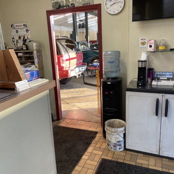Mt Healthy Auto Repair - Looking into the shop from customer check-in/out. - Auto Repair Near Me - Cincinnati, Ohio