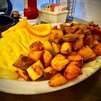 Egg Plantation - Randall's 4-Egg Omelette. Chorizo, avocado, mushrooms, tomatoes and Monterey Jack cheese with O'Brien potatoes. It was a 4 out of 5. - Breakfast & Brunch Near Me - Newhall, California Egg Plantation - Randall's 4-Egg Omelette. Chorizo, avocado, mushrooms, tomatoes and Monterey Jack cheese with O'Brien potatoes. It was a 4 out of 5. - Breakfast & Brunch Near Me - Newhall, California