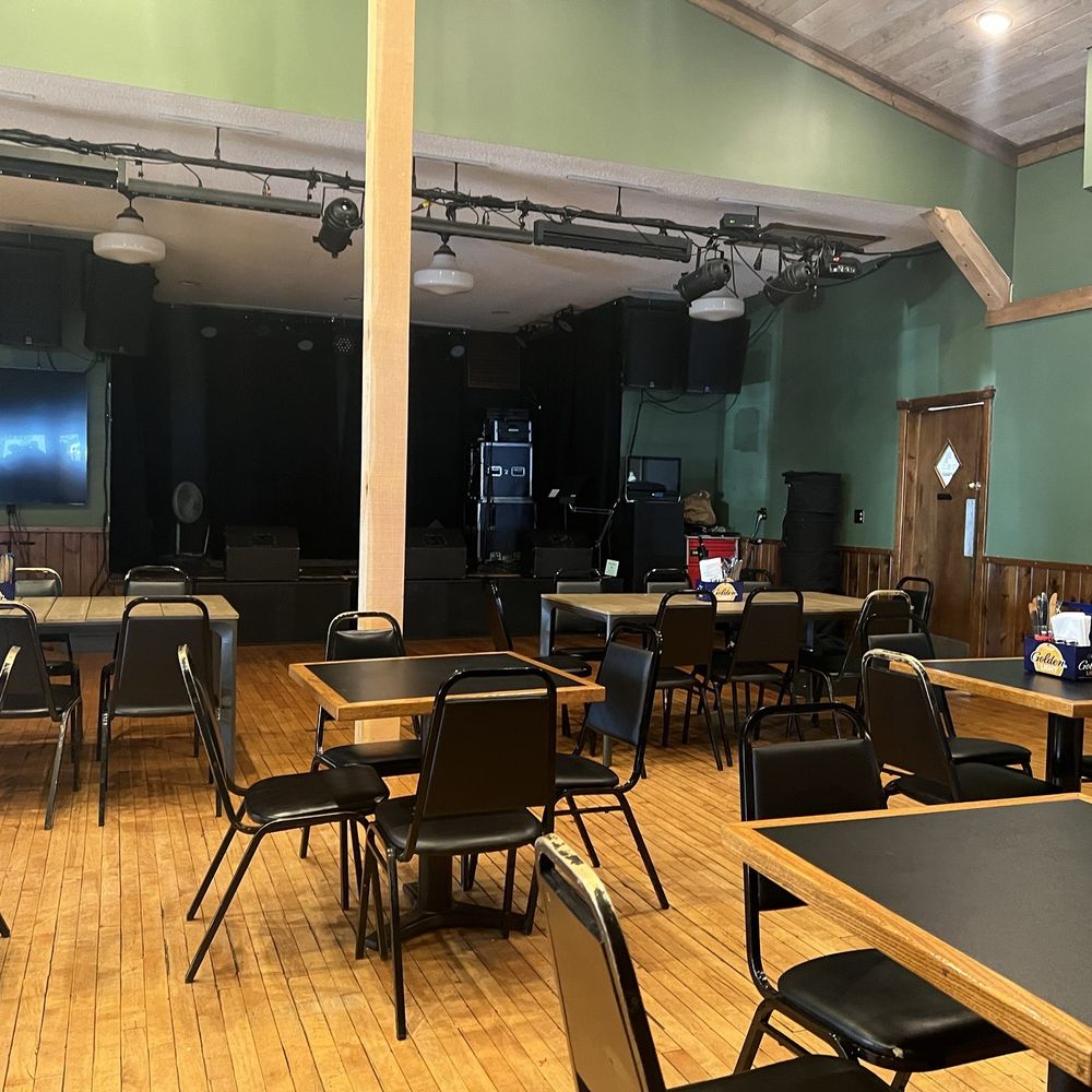 Up Yonder - Indoor seating - Bars Near Me - Grand Marais, Minnesota Up Yonder - Indoor seating - Bars Near Me - Grand Marais, Minnesota