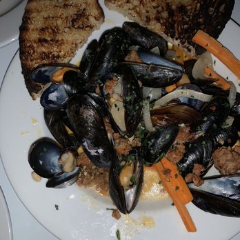 Hank's - mussels - Coffee & Tea Near Me - Austin, Texas