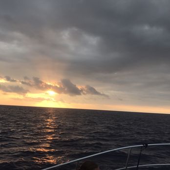 Jack's Diving Locker - Sunset ride to the location - Snorkeling Near Me - Kailua-Kona, Hawaii Jack's Diving Locker - Sunset ride to the location - Snorkeling Near Me - Kailua-Kona, Hawaii
