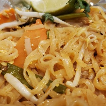 Thai E-San Restaurant - This is vegetable Pad Thai..The spice levels are spot on!! - Thai Near Me - Myrtle Beach, South Carolina