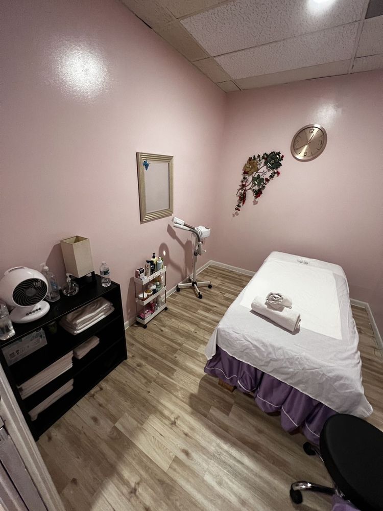 JASMINE SPA Updated September 2024 12 Photos 179 S State Rd 7