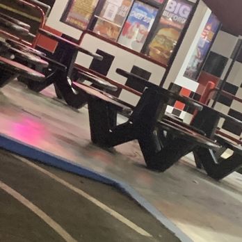 Rally's - Burgers Near Me - Spring Valley, California
