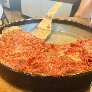 Lou Malnati's Pizzeria - Deep dish - Pizza Near Me - Tempe, Arizona