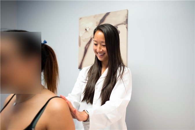 Wall Street Pain Relief Center Logo