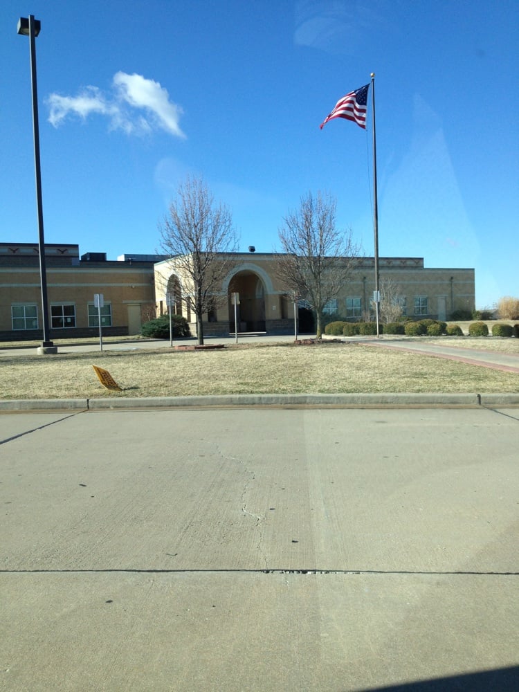 FREEMAN SOUTHWEST YMCA Updated August 2024 4701 Chouteau Ave