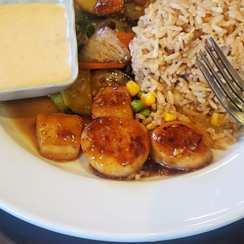 Sapporo - 2 1/2 pcs of scallop lunch special - Sushi Bars Near Me - Yukon, Oklahoma