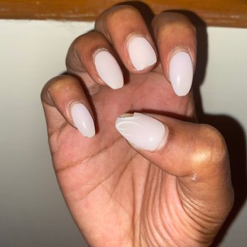 COCO NAIL SALON - No I didn't get attacked  as you see, they're pretty new (very little space) for a fill in. They're all breaking!! - Nail Salons Near Me - Oak Park, Illinois