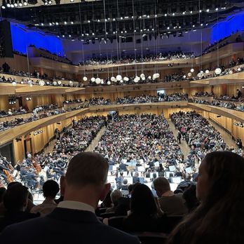 David Geffen Hall - Music Venues Near Me - New York, New York