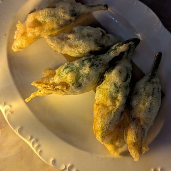 Funke - The most delicious squash blossoms - Italian Near Me - Beverly Hills, California Funke - The most delicious squash blossoms - Italian Near Me - Beverly Hills, California