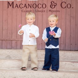 Macanoco & Co - Linen suits.