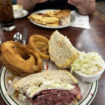 Brent's Delis - Delis Near Me - Northridge, California Brent's Delis - Delis Near Me - Northridge, California