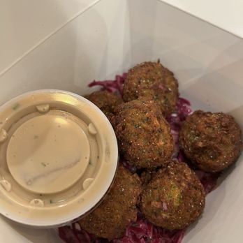 Luna Grill Moorpark - Crispy Falafel appetizer - Mediterranean Near Me - Moorpark, California
