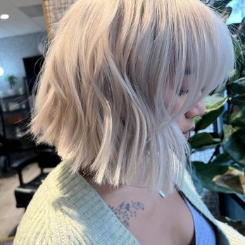 Rafael Mora Hair - Bleach and tone Service & Precision Bob haircut - Hair Stylists Near Me - Pasadena, California Rafael Mora Hair - Bleach and tone Service & Precision Bob haircut - Hair Stylists Near Me - Pasadena, California
