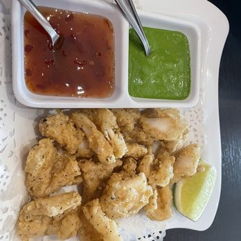 Champa Garden - Fried Calamari with Cilantro Sauce and Sweet Chili Sauce - Laotian Near Me - San Francisco, California Champa Garden - Fried Calamari with Cilantro Sauce and Sweet Chili Sauce - Laotian Near Me - San Francisco, California