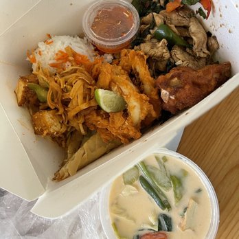 Farmhouse Thai Express - San Leandro - Ka Pow Chicken (Spicy Basil Chicken) with Crispy Calamari and Tom Yum Soup. - Thai Near Me - San Leandro, California