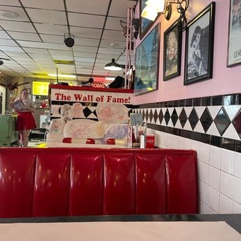 Little Anthony's Diner - American Near Me - Tucson, Arizona Little Anthony's Diner - American Near Me - Tucson, Arizona