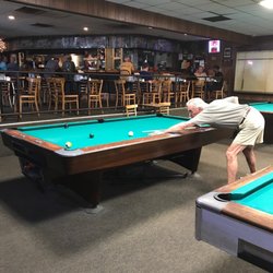 8 Ball Lounge - Mr White running the table as usual !
